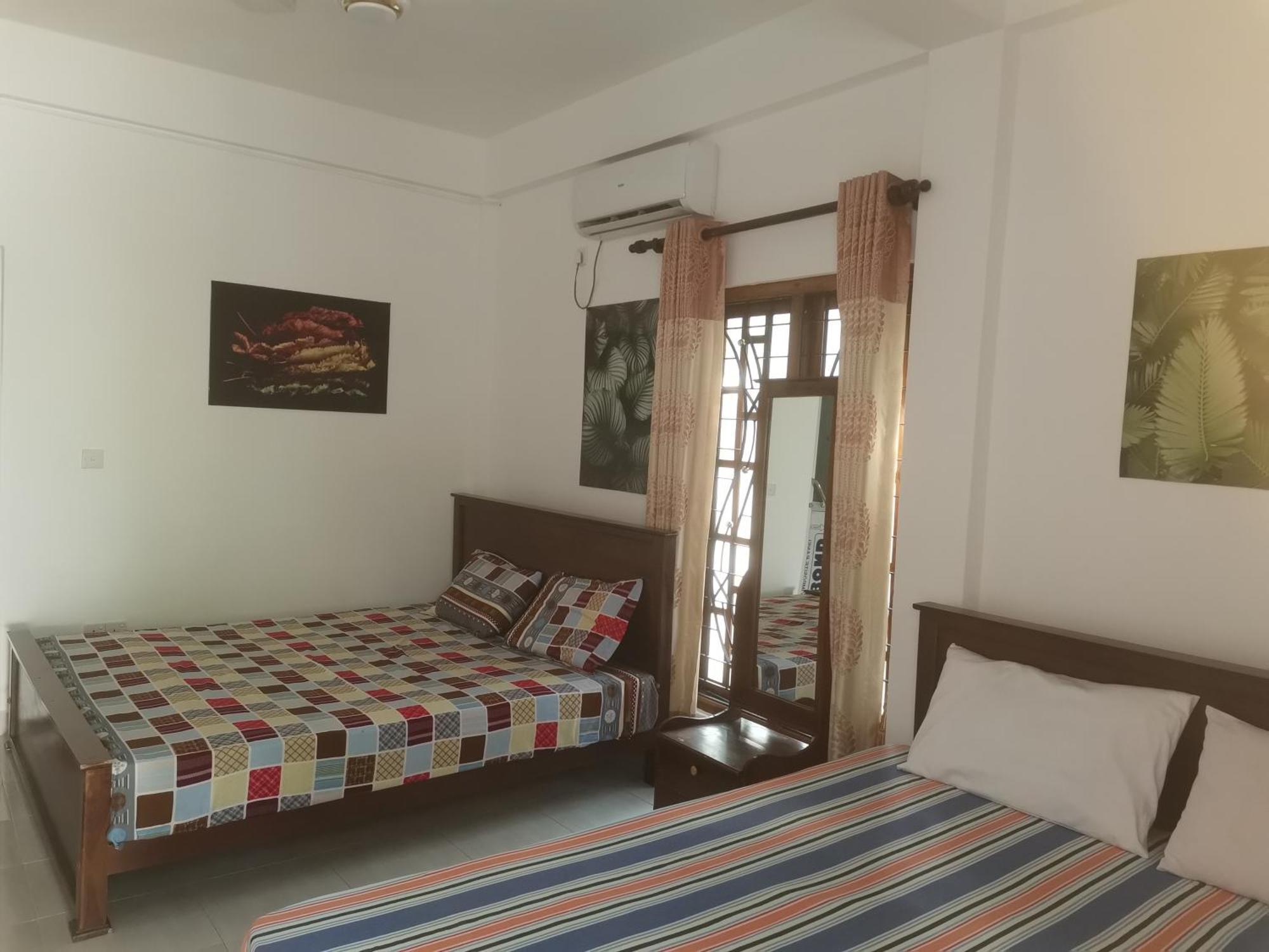Surf Reef Beach Trincomalee Eksteriør billede