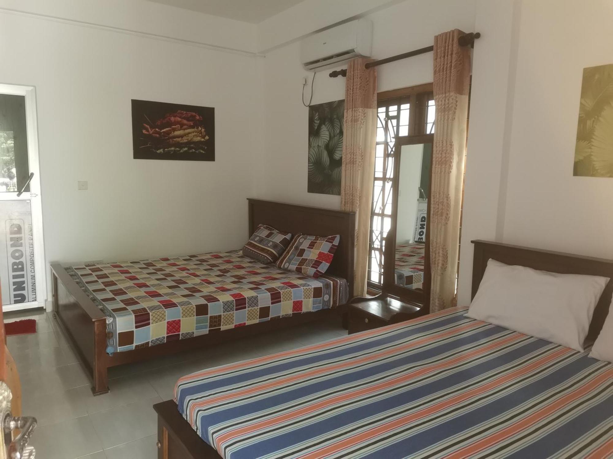 Surf Reef Beach Trincomalee Eksteriør billede